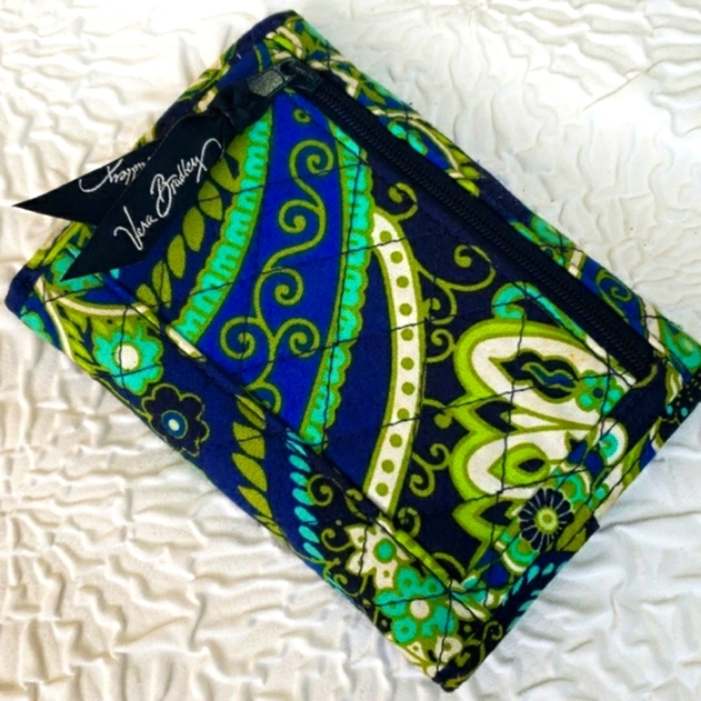 Vera Bradley Rhythm & Blues Pattern Trifold Wallet Blue & Green  Retired Pattern - Picture 2 of 16